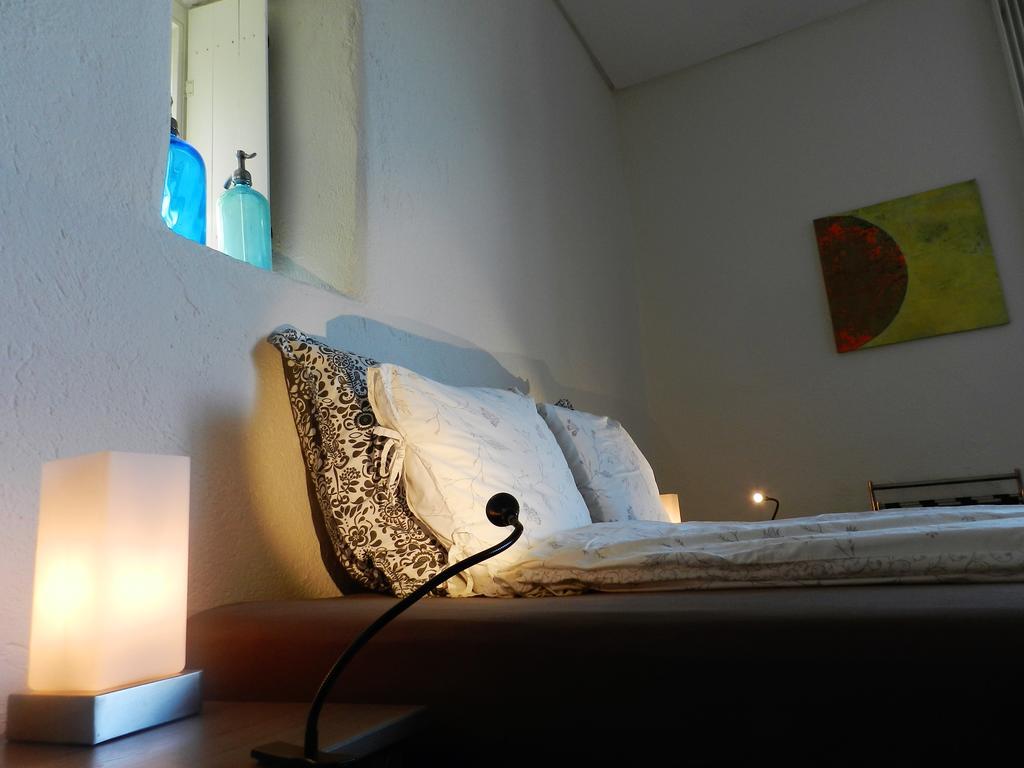 Blue Wall Bnb Gebenstorf Exterior photo